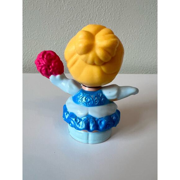 Fisher-Price Little People Disney Princess Cinderella - Picture 2 of 3